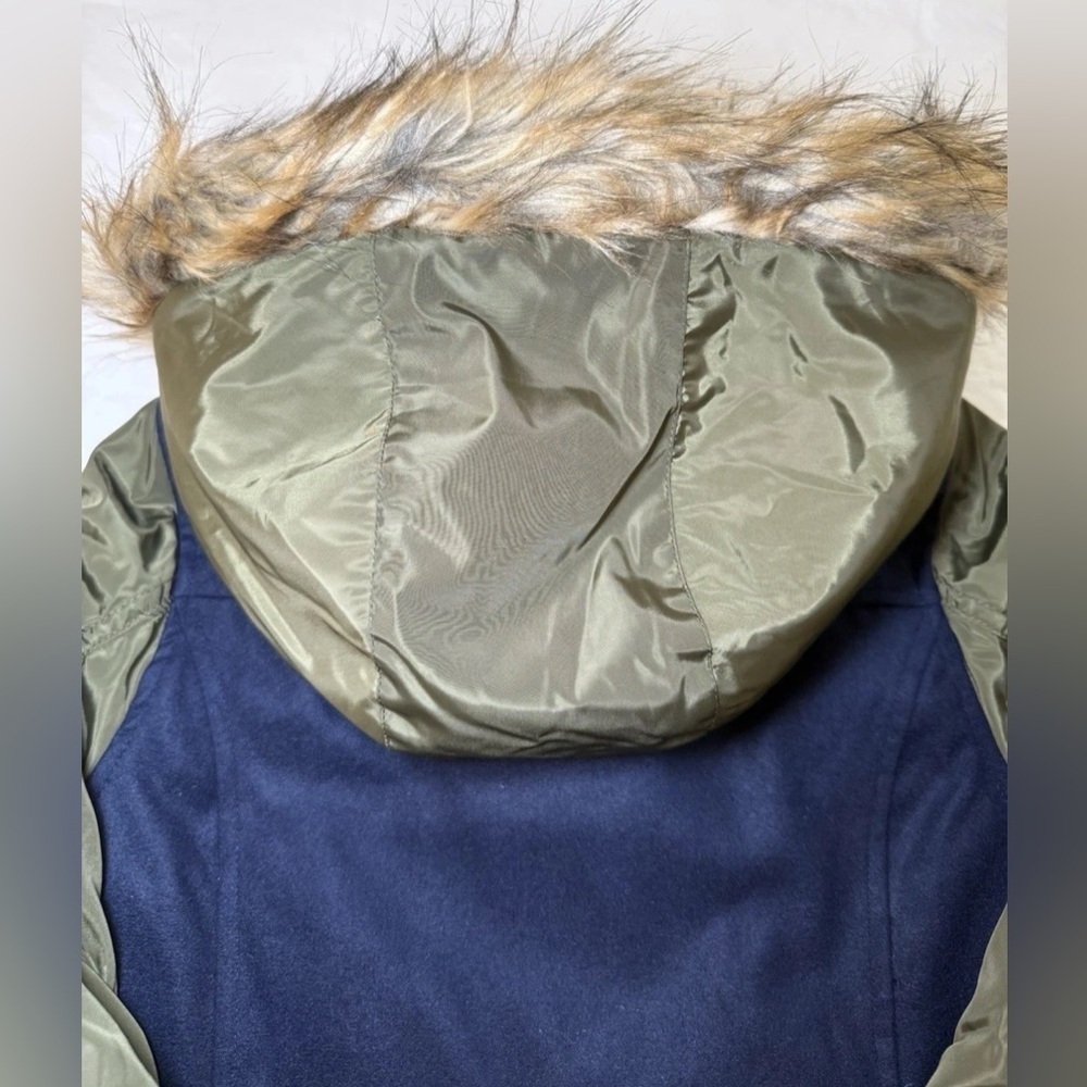 NEW Jessica Simpson Girls Heavy Blue Olive Coat Faux Fur Hood Medium 10 / 12 - Picture 4 of 13